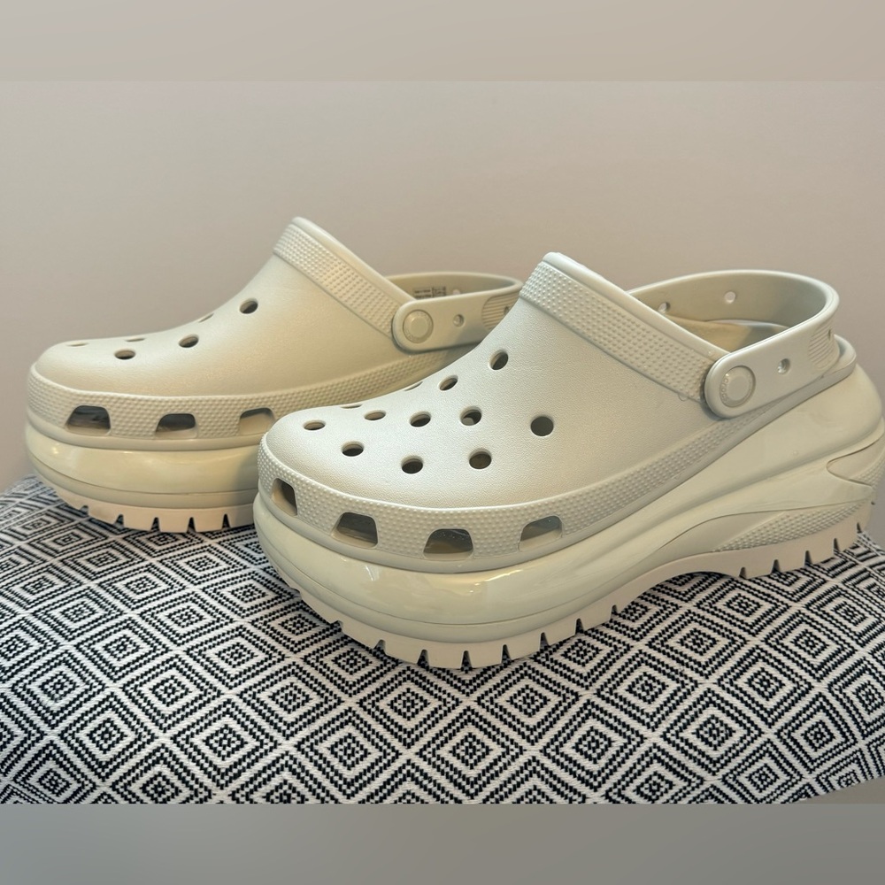 Crocs Mega Crush Clog 9 Bone color